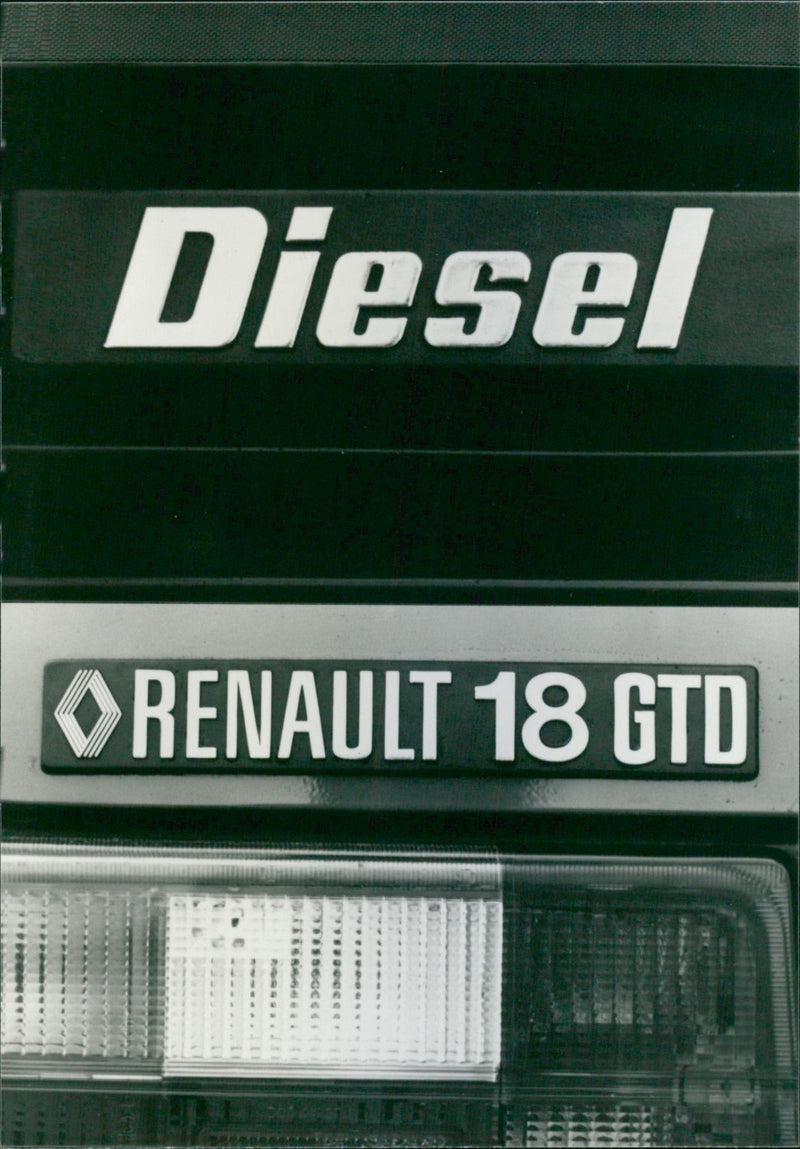 1980 Renault 18 Diesel - Vintage Photograph