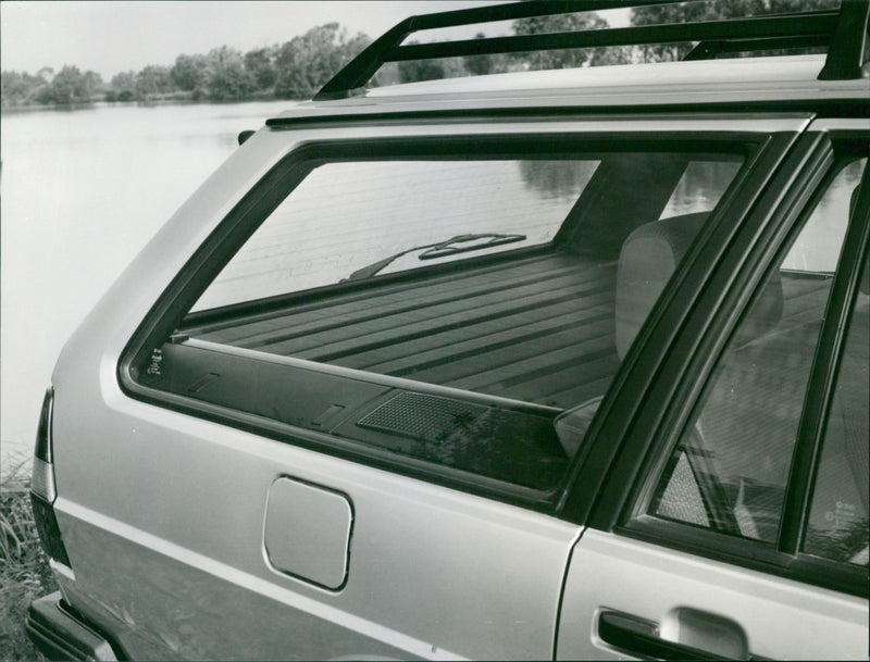 Volkswagen Passat Synchro 1984 - Vintage Photograph