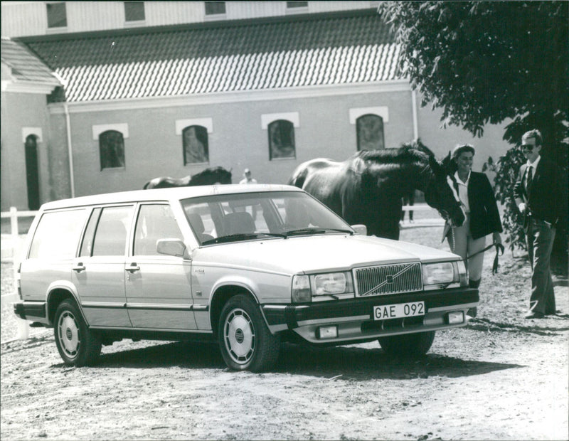 Volvo 760 GLE 1986 - Vintage Photograph