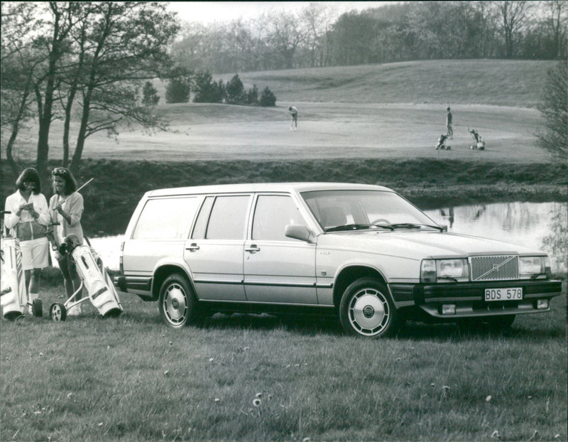 Volvo 760 GLE 1986 - Vintage Photograph