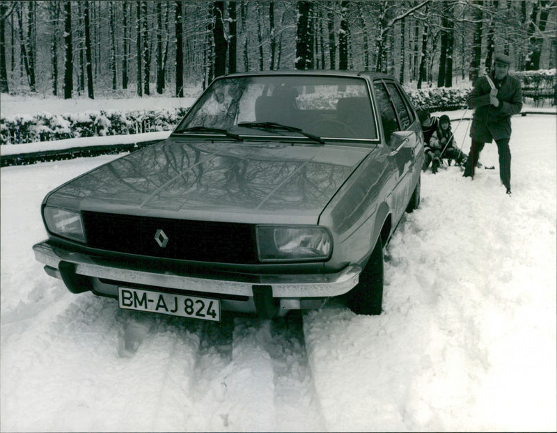 Renault 20 - Vintage Photograph