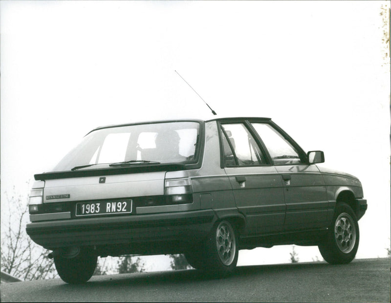 Renault 11 TSE - Vintage Photograph