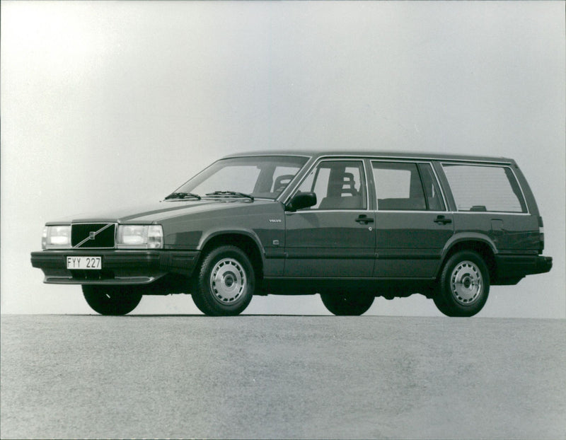 Volvo '86 - Vintage Photograph