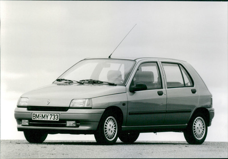 Renault 9105 Renault Clio 16 V. - Vintage Photograph