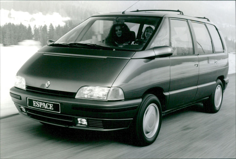 9103 Renault Espace RXE. - Vintage Photograph