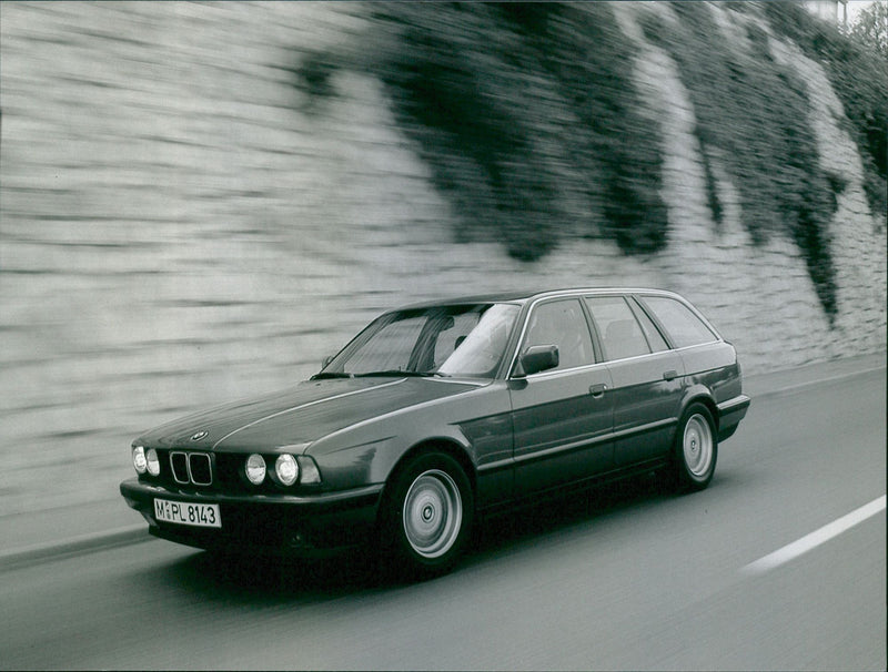 1991 BMW 5ER Touring - Vintage Photograph