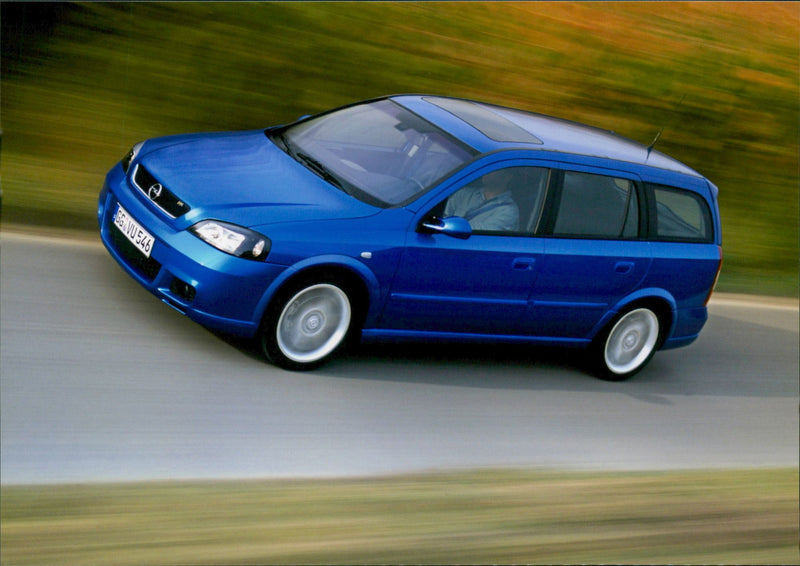 2002 Opel Astra OPC Station Wagon - Vintage Photograph