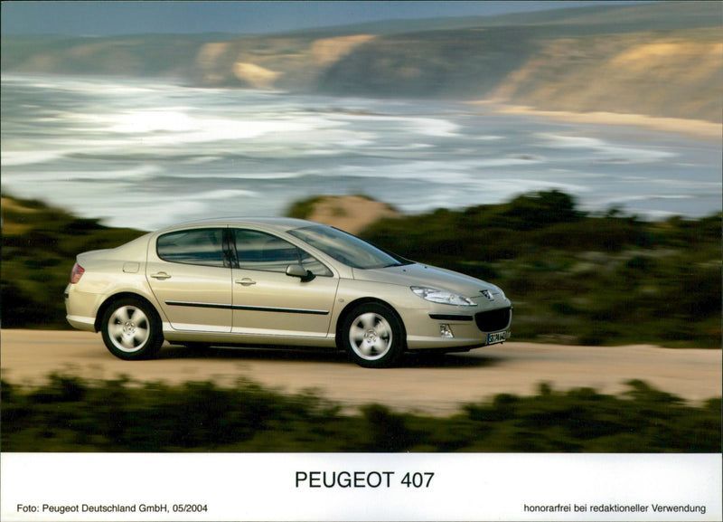 2004 Peugeot 407 - Vintage Photograph