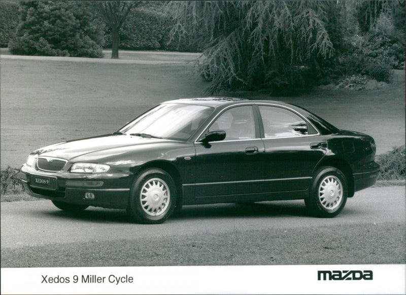 Mazda Xedos 9 Miller Cycle - Vintage Photograph