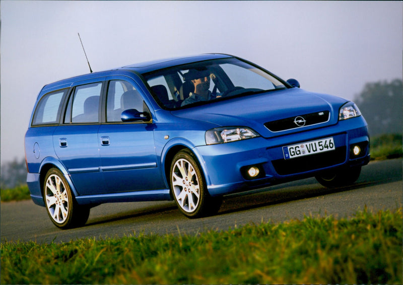 2002 Opel Astra OPC - Vintage Photograph