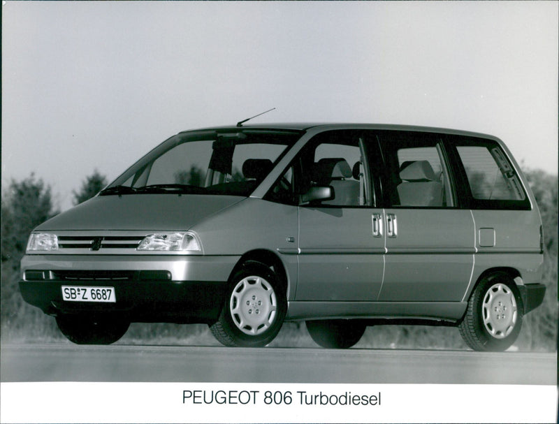 Peugeot 806 Turbodiesel - Vintage Photograph