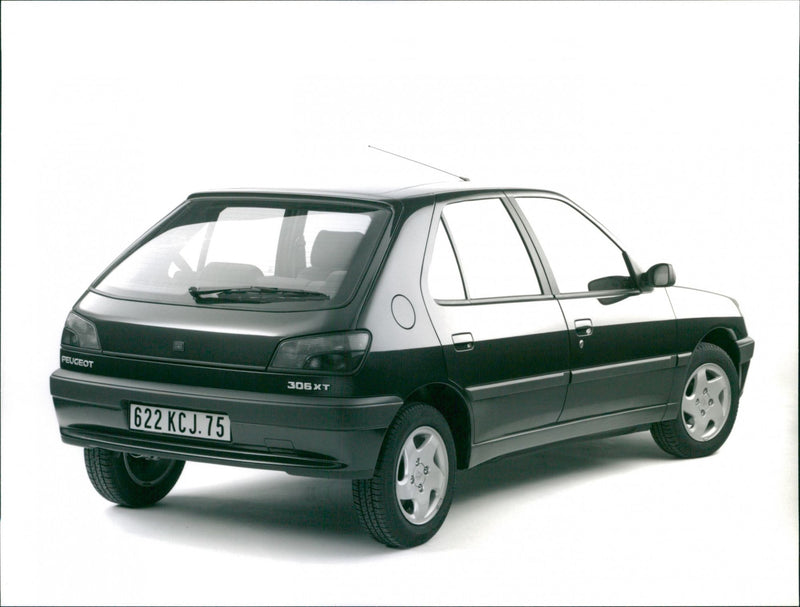 Peugeot 306 XT 1993 - Vintage Photograph