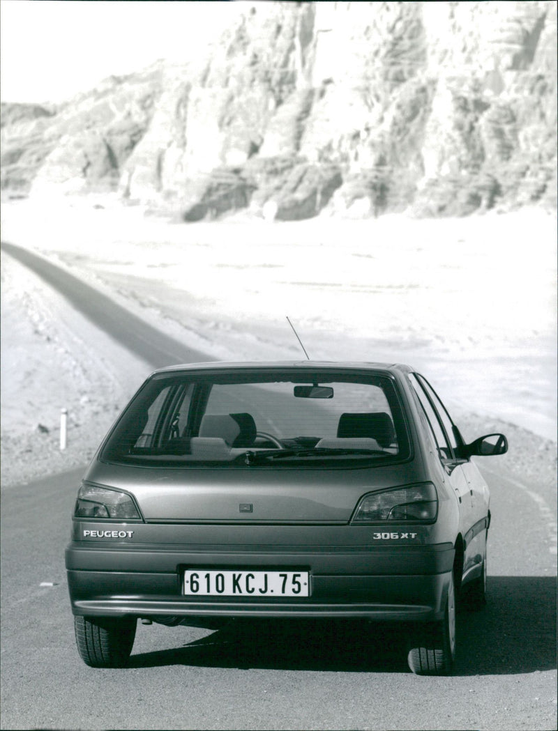 Peugeot 306 XT 1993 - Vintage Photograph