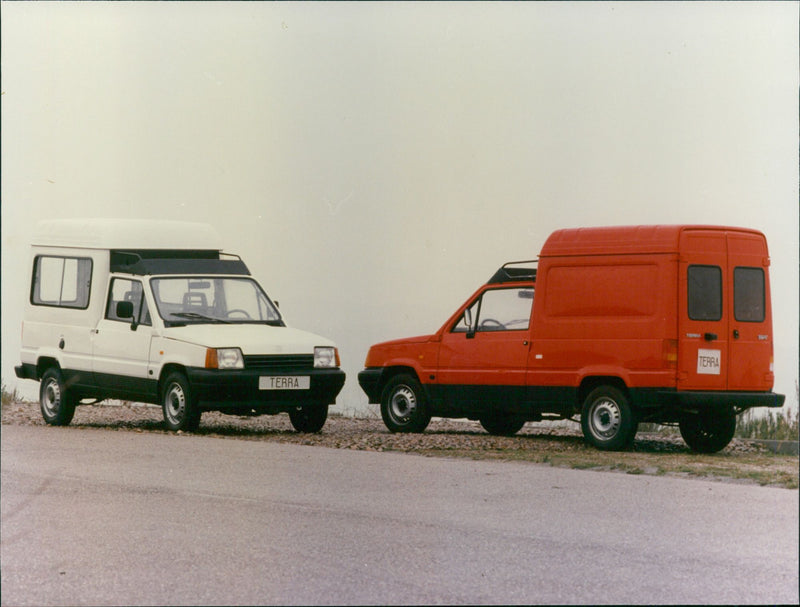 1990 Seat Terra
Sociedad Española de Automóviles de Turismo - Vintage Photograph
