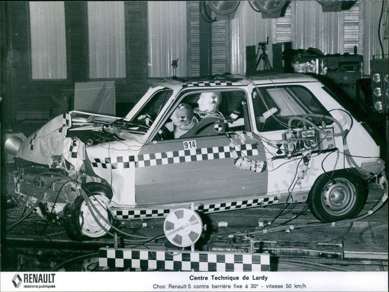 Renault 5 - Vintage Photograph