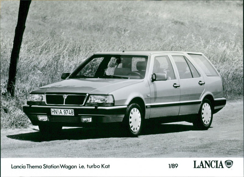 1989 Lancia Thema - Vintage Photograph