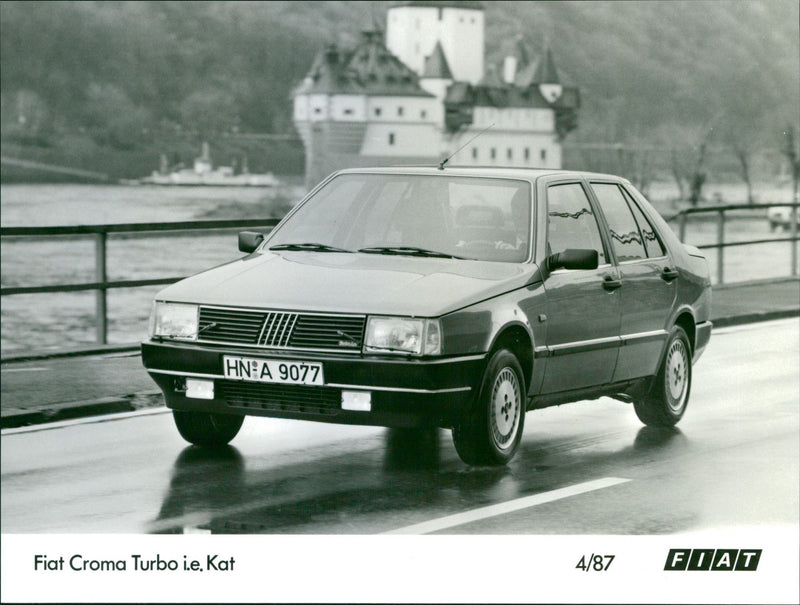 Fiat Croma Turbo i.e Kat - Vintage Photograph