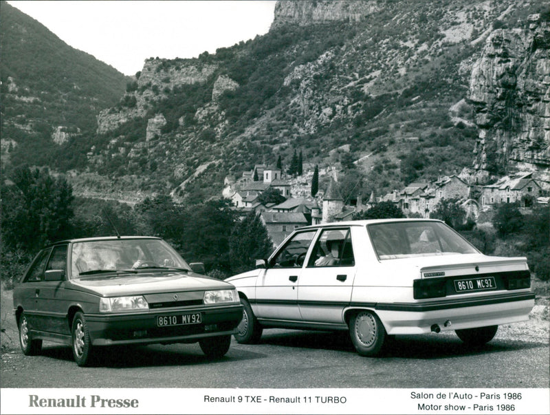 1986 Renault 9 TXE - Renault 11 Turbo - Vintage Photograph