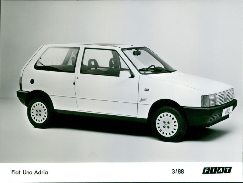 Fiat Uno Adria - Vintage Photograph