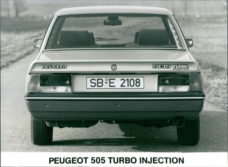 1984 Peugeot 505 Turbo Injection - Vintage Photograph