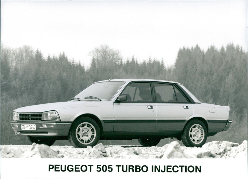 1984 Peugeot 505 Turbo Injection - Vintage Photograph