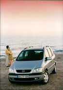 1999 Opel Zafira - Vintage Photograph