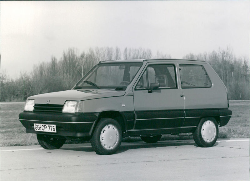 Seat Marbella '86 - Vintage Photograph