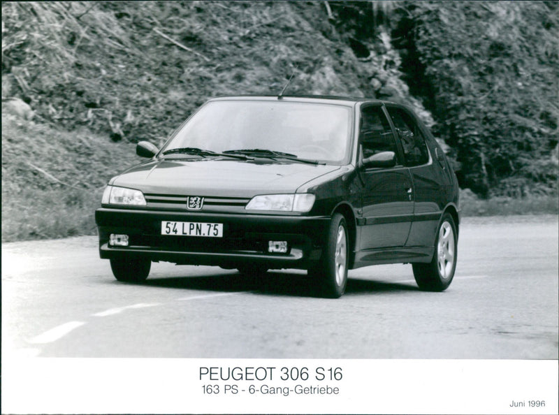 1996 Peugeot 306 S16 - Vintage Photograph