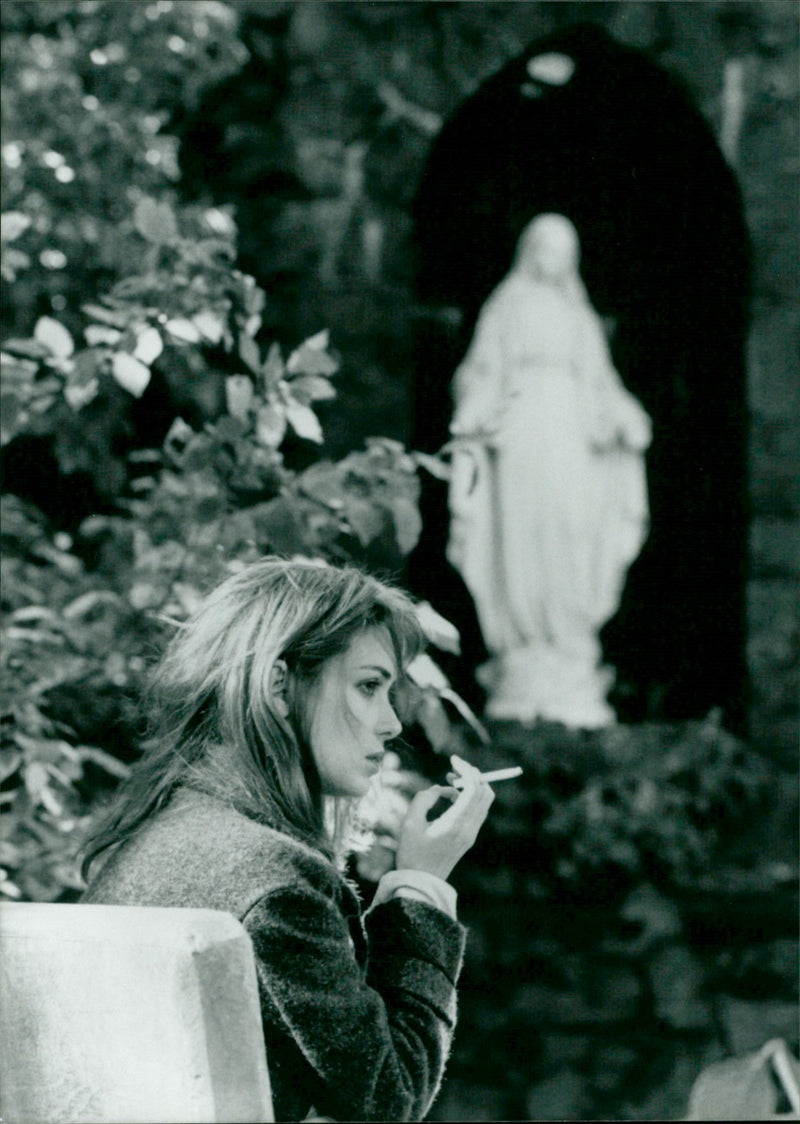 Winona Ryder in „Lost Souls“ - Vintage Photograph