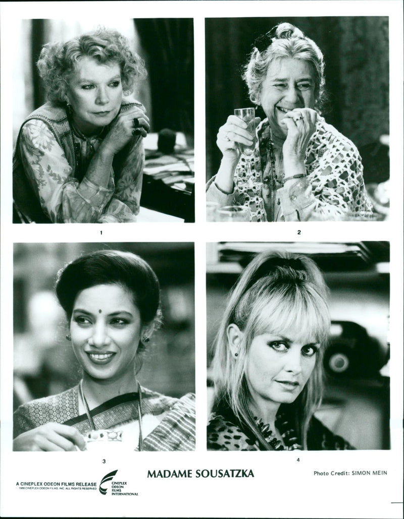 Shirley MacLaine, Peggy Ashcroft, Shabana Azmi und Twiggy. - Vintage Photograph