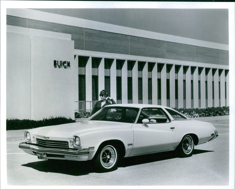 Buick 1972 - Vintage Photograph