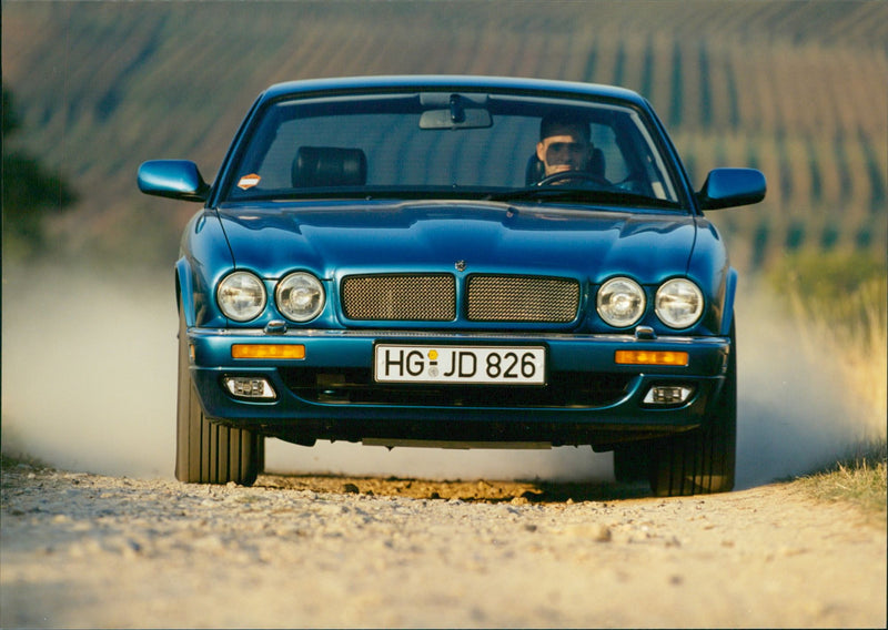 Jaguar  XJR 4.0, model 1995 - Vintage Photograph