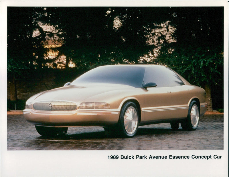 1989 Buick Park Avenue Essence Concept Car - Vintage Photograph