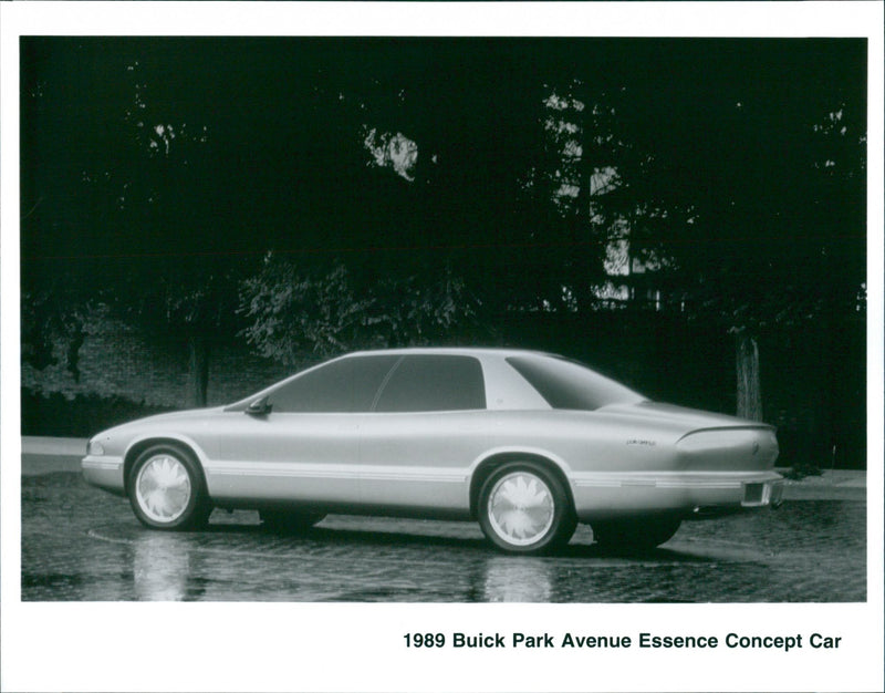 1989 Buick Park Avenue Essence Concept Car - Vintage Photograph