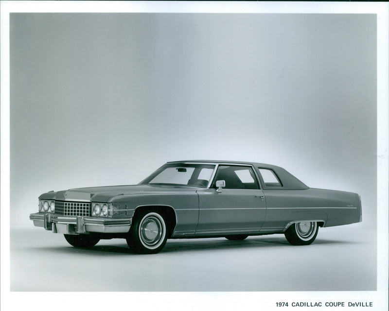 CADILLAC - Vintage Photograph