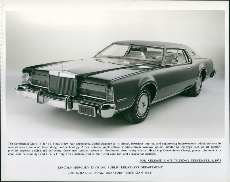 1974 Lincoln Continental Mark IV - Vintage Photograph