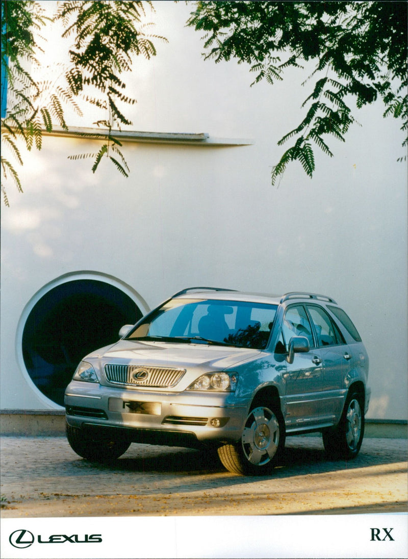 1999 Lexus RX - Vintage Photograph