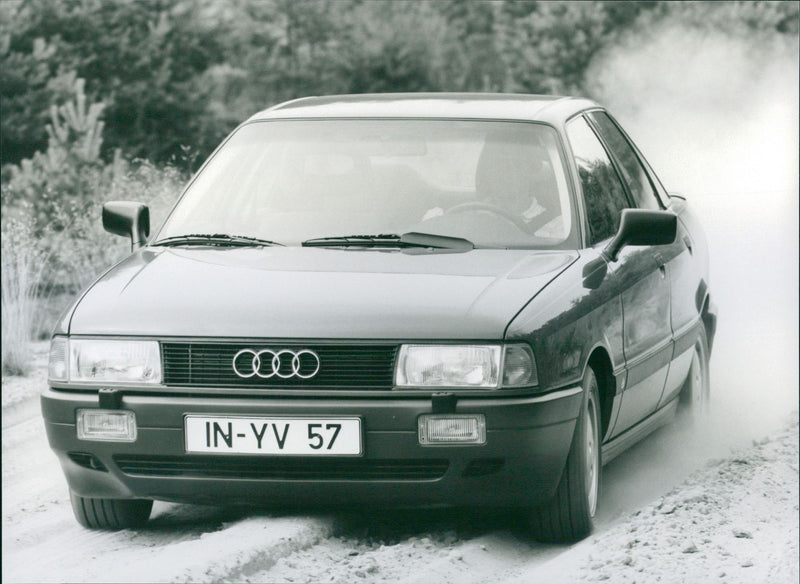 Audi 80 Program 1986 - Vintage Photograph