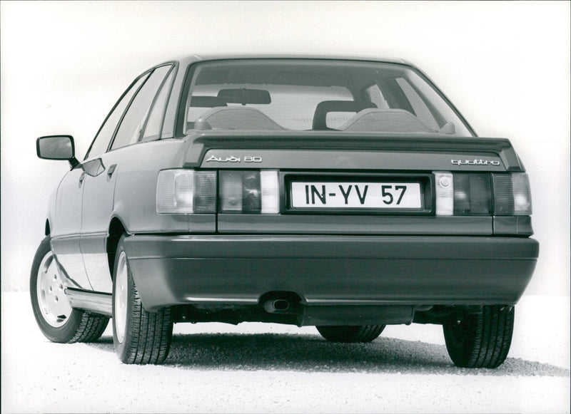 Audi 80 Program 1986 - Vintage Photograph