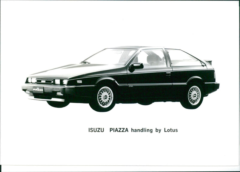 Isuzu Piazza - Vintage Photograph