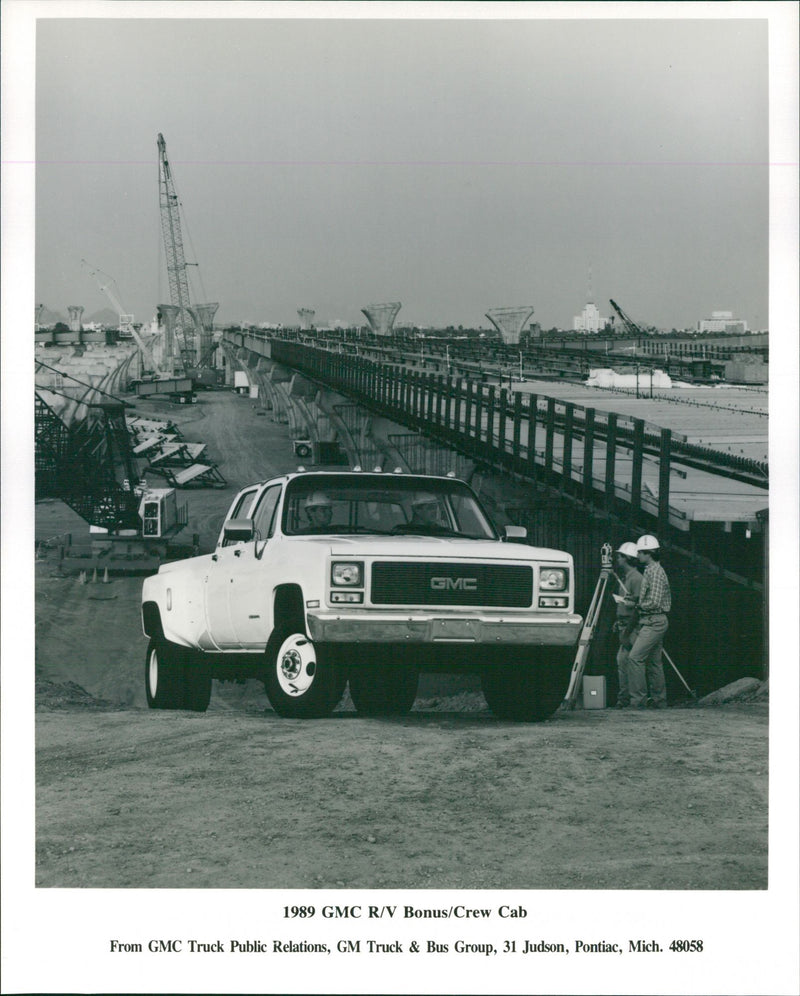1989 GMC R/V Bonus/Crew Cab - Vintage Photograph