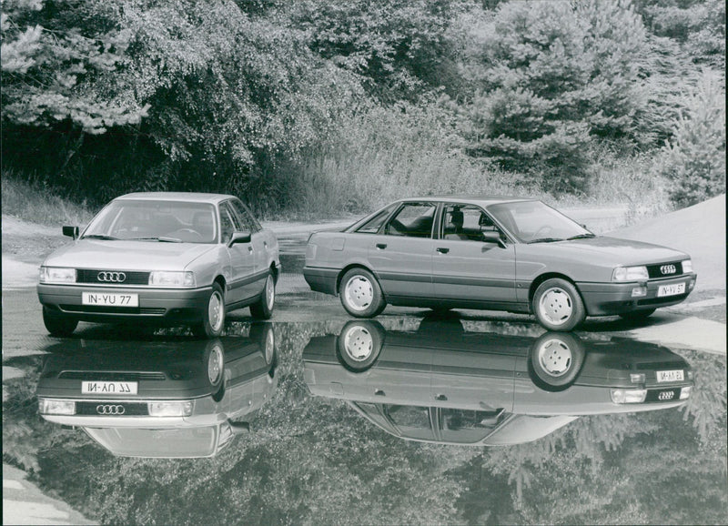 1987 Audi 80 1.8 S (left) / Audi 80 quattro (right) - Vintage Photograph