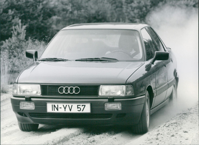 1987 Audi 80 quattro - Vintage Photograph
