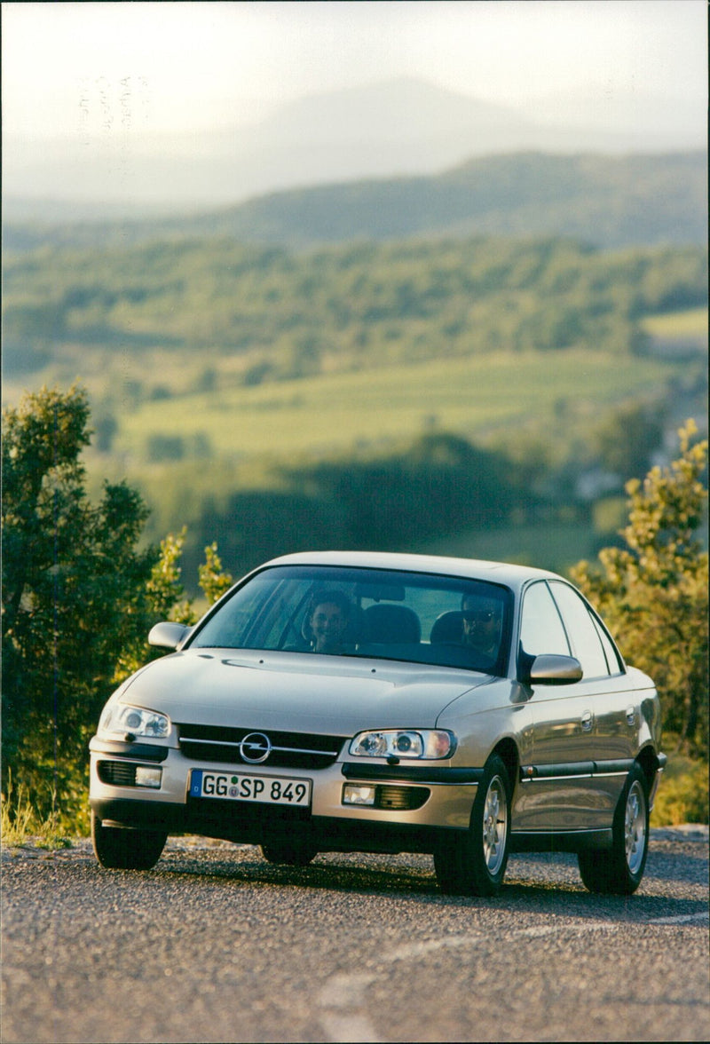 Opel Omega 98 - Vintage Photograph