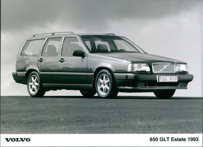 1993 Volvo 850 GLT Estate - Vintage Photograph