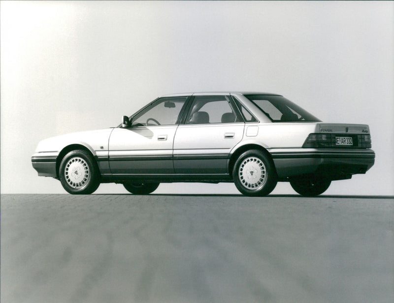 Austin Rover, 825 Sterling, 1987 - Vintage Photograph