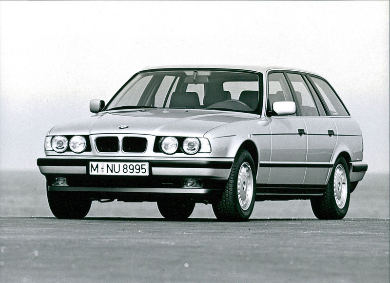 BMW 530i Touring - Vintage Photograph