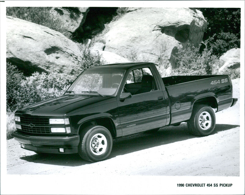 GMH Range 1990 - Vintage Photograph