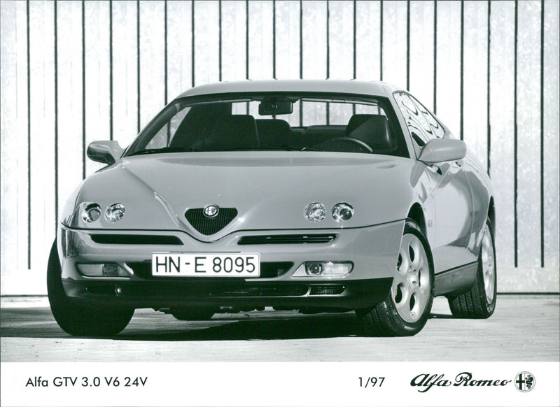 Alfa GTV 3.0 V6 24V - Vintage Photograph