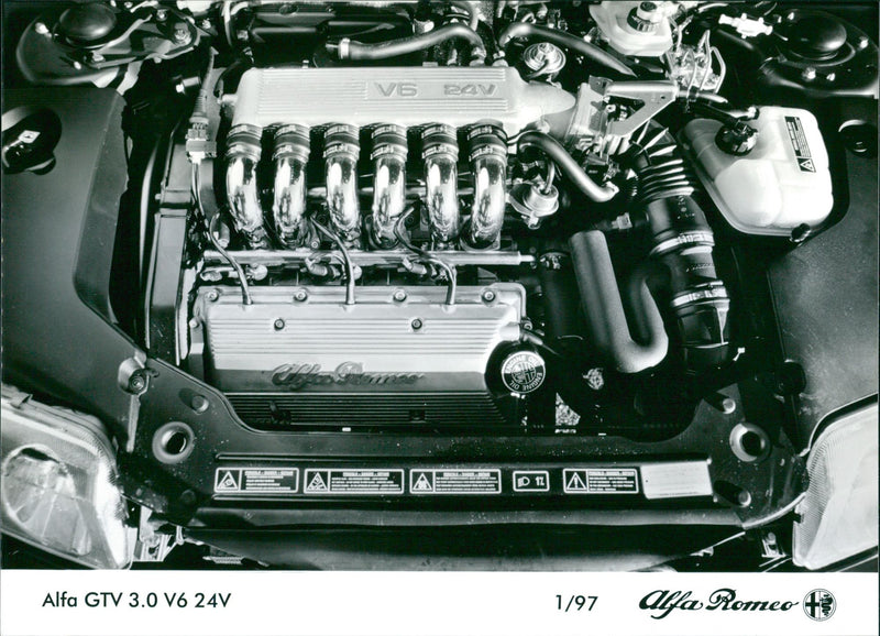Alfa GTV 3.0 V6 24V - Vintage Photograph